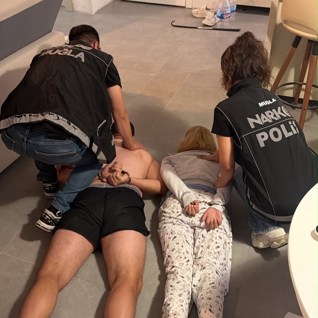 Bodrum'da uluslararası operasyon: Kırmızı bültenle aranan uyuşturucu taciri...