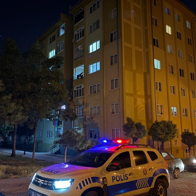 Kayseri'de 3. kattan düşen çocuk ağır yaralandı