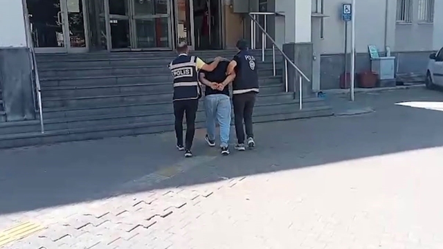 Kayseri'de kesinleşmiş hapis cezasıyla aranan 2 şahıs yakalandı