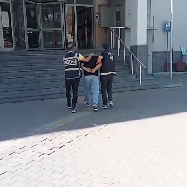 Kayseri'de kesinleşmiş hapis cezasıyla aranan 2 şahıs yakalandı