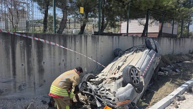 Antakya'da takla atan aracın sürücüsü yaralandı