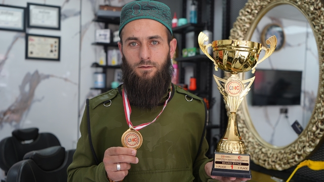 Tereddütle gitti, şampiyon döndü: "Takke ve sakalımla beni kınarlar sandım"