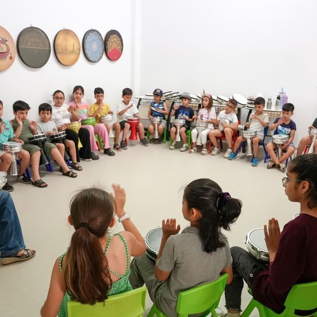 520 çocuk yazı sanat ve bilimle geçiriyor