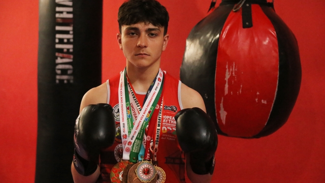 Sokaktan geçerken gördüğü spor salonu hayatını değiştirdi: Şimdi dünya şampiyonluğu peşinde