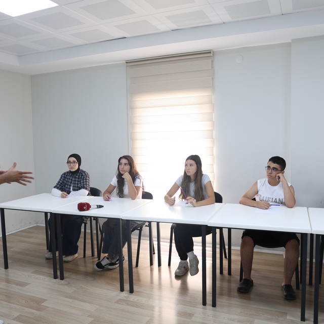 Osmangazi'den gençlerin geleceğine ücretsiz eğitim desteği
Osmangazi Beledi...