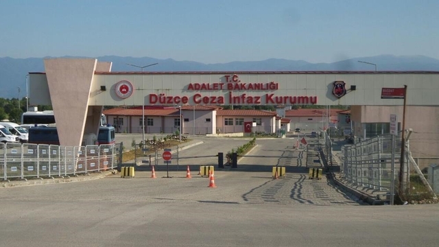 Düzce'de uyuşturucudan 49 kişi hakkında işlem yapıldı 2 kişi tutuklandı