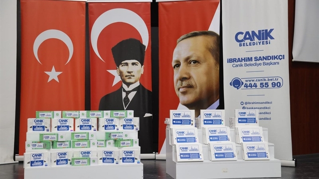 Canik Belediyesi'nden YKS ve LGS şampiyonlarına ödül
