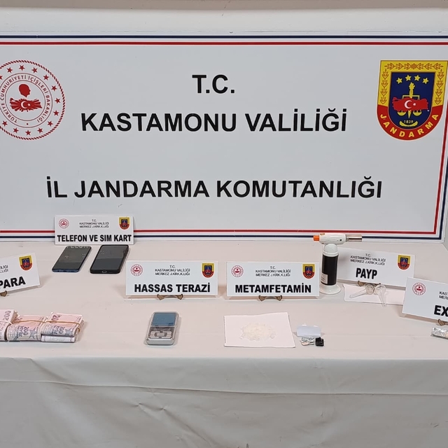 Kastamonu'da uyuşturucu operasyonlarında 5 şüpheli gözaltına alındı