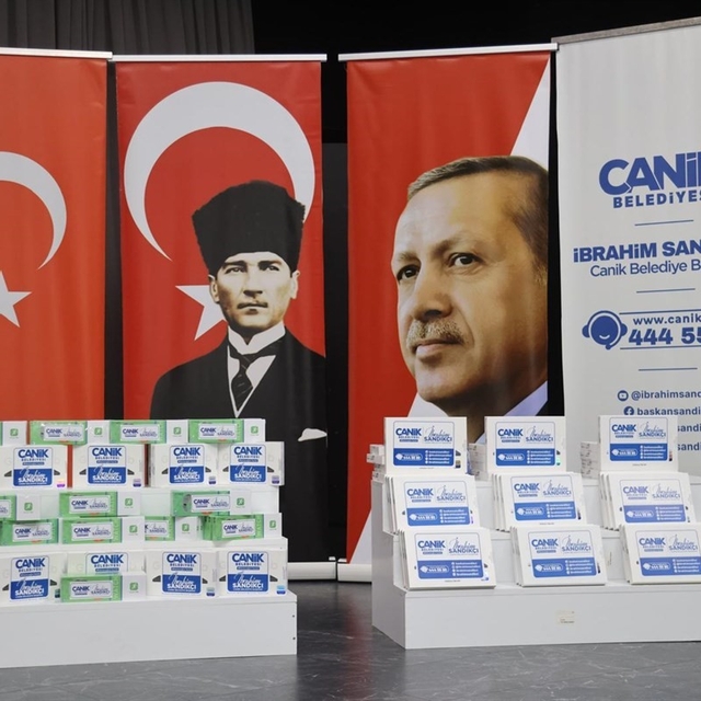 Canik Belediyesi'nden YKS ve LGS şampiyonlarına ödül