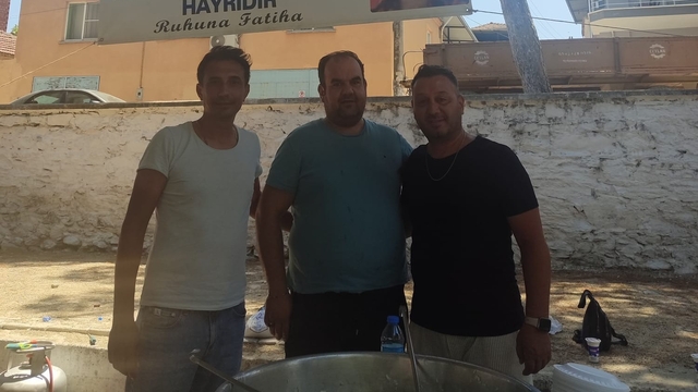 Hayranları, Ferdi Tayfur için hayır yaptı