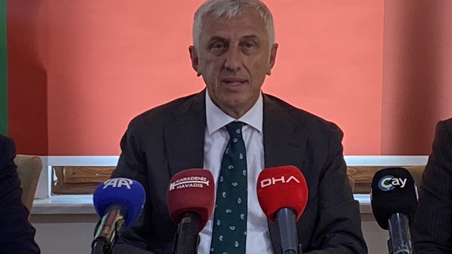 Of Belediyesi'nden İspanya Milli Takımı ile Başbakan Sanchez'e 'Fahri Hemşehrilik Beratı'