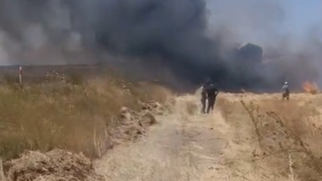 Seyitgazi ilçesinde bir yangın daha
Biçerdöver kaynaklı çıkan yangın büyümeden söndürüldü