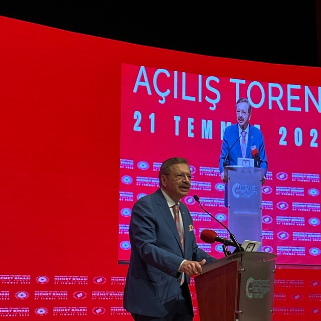 TOBB Başkanı Hisarcıklıoğlu:  "Eskişehir'imiz Paris'le, Londra'yla, Berlin'...