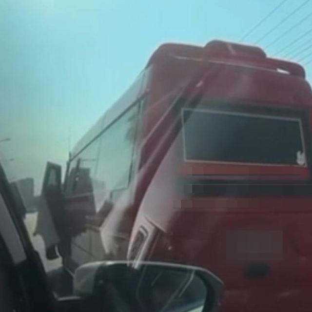Mersin'de çevreyolunda yolcu indiren minibüs sürücüsüne ceza