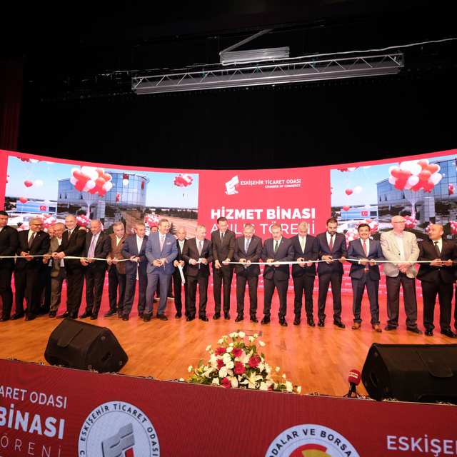 Bakan Yardımcısı Gürcan ve Hisarcıklıoğlu, ETO hizmet binasının açılışına k...