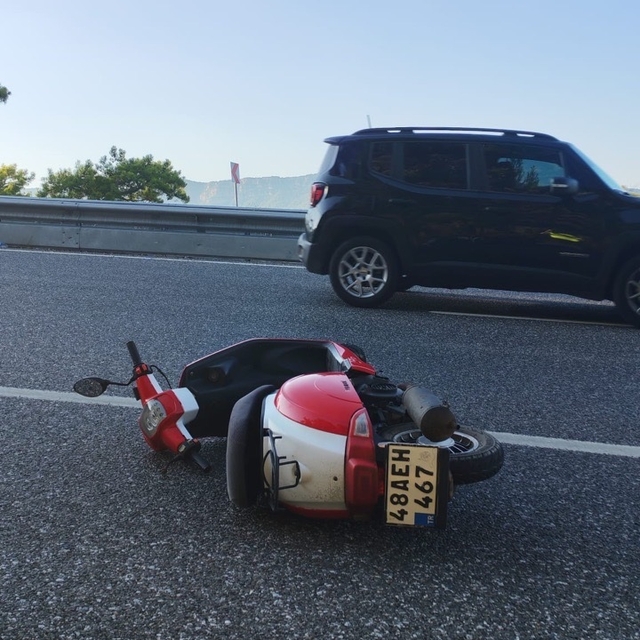 Muğla'da devrilen motosikletin sürücüsü öldü