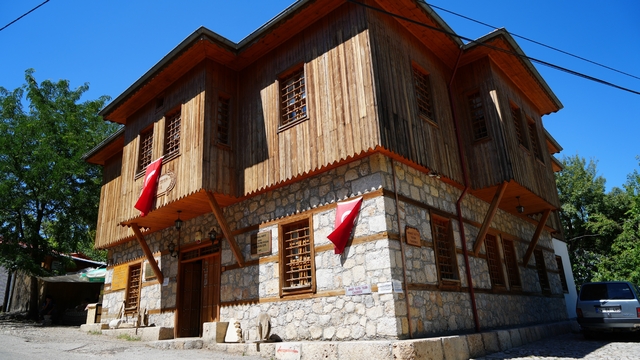 "Orda Bir Köy Var Uzakta" şiirinin ilham kaynağı Apçağa ziyaretçilerini ağırlıyor
