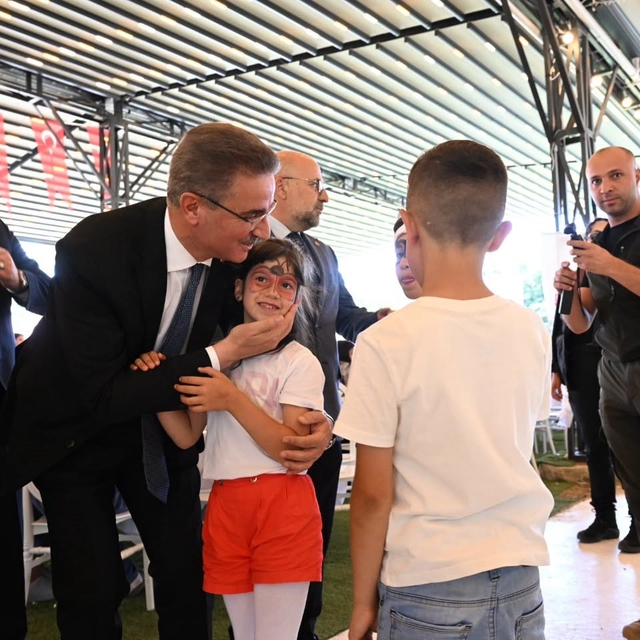 Vali Aydın Baruş, vakıf bursiyeri öğrencilerle piknik şöleninde buluştu