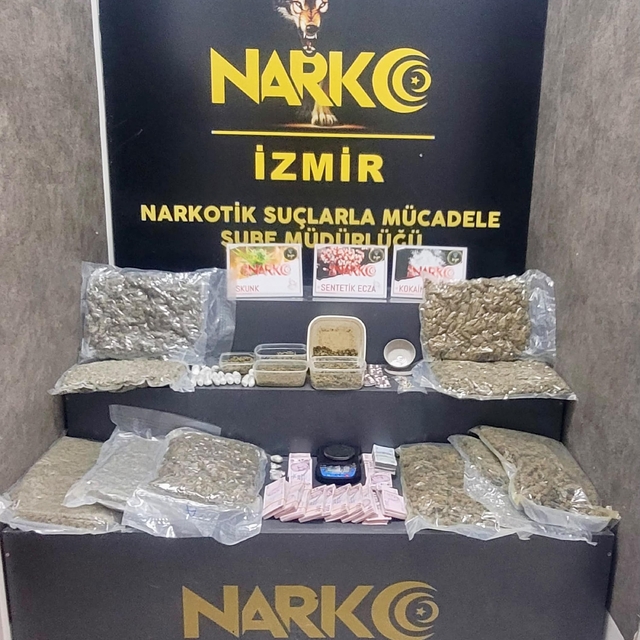 İzmir'de uyuşturucu operasyonunda 1 tutuklama