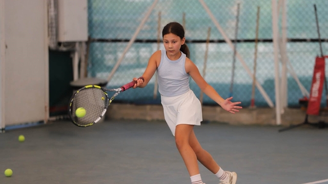 Menteşe'de tenis heyecanı başladı