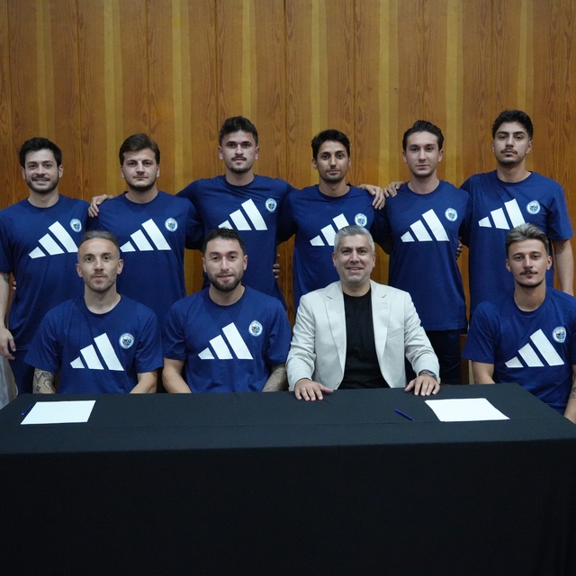 Erciyes 38 FK'dan, Bolu kampında 11 yeni transferi için imza töreni