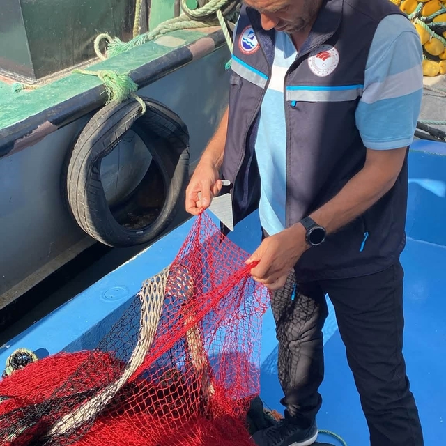 Didim'de balık ağları kontrol edildi