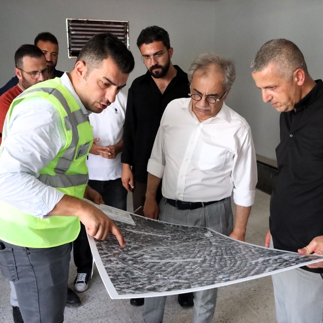 Hayri Baraçlı projeleri yerinde inceledi