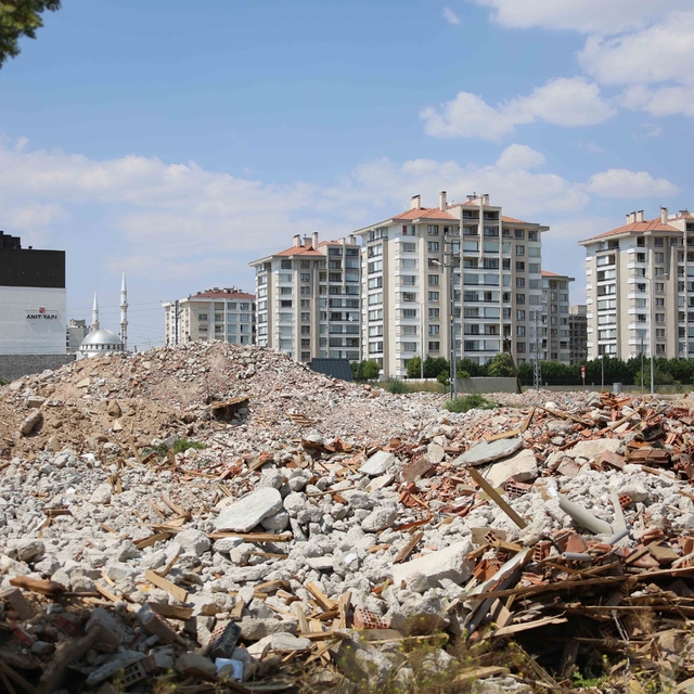 İmar ve 18 uygulamalarıyla Meram'da büyük dönüşüm