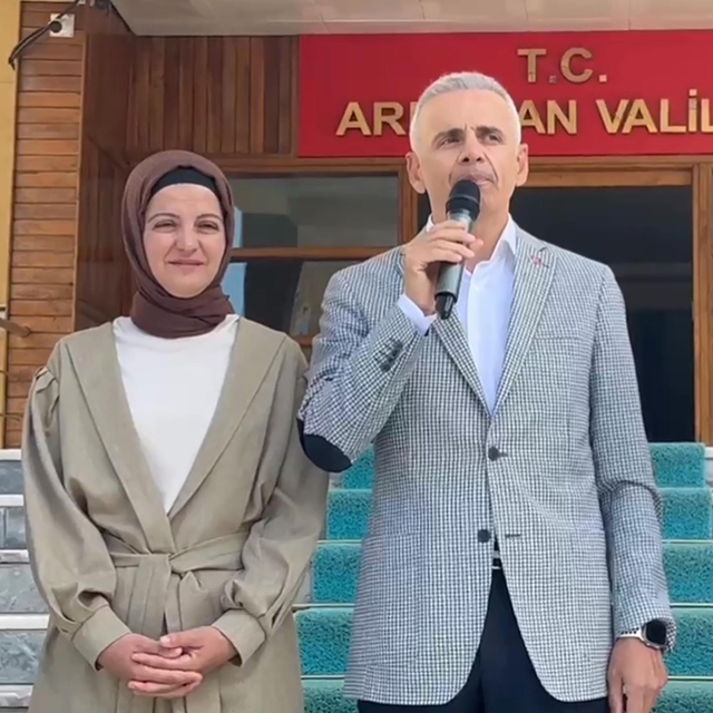 Vali Çiçekli, Ardahan'a veda etti