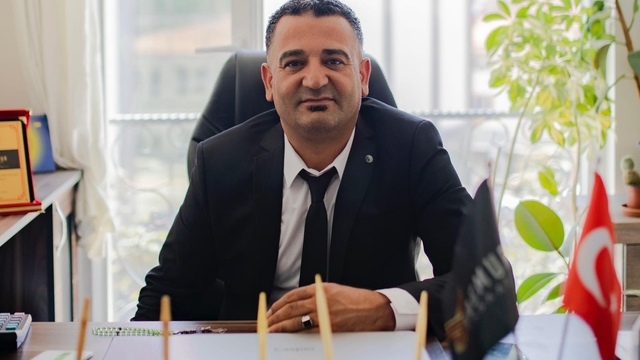 CHP Bilecik İl Başkanlığına atanan Kazım Yağmur: "Gün direnç değil, partimize sahip çıkma günüdür"