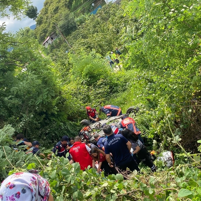 Giresun'da trafik kazası: 2 ölü, 3 yaralı