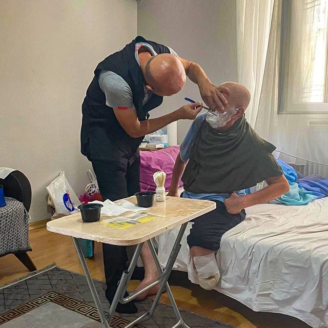 Evde bakım hizmetleri ihtiyaç sahiplerine umut oluyor