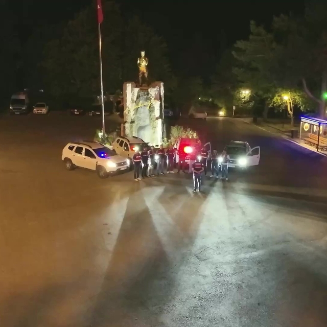 Bursa'da FETÖ operasyonu: 5 şüpheli yakalandı