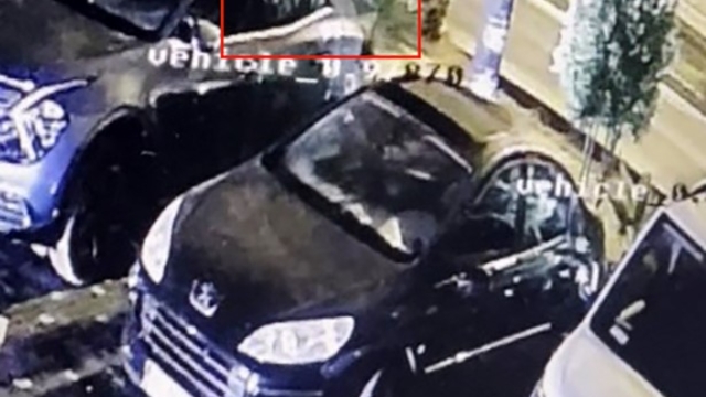 Otelin önüne bıraktığı motosikleti sabah göremeyince hırsızlığı güvenlik kamerasından gördü
Alanya'da motosiklet hırsızlığı kameraya yansıdı