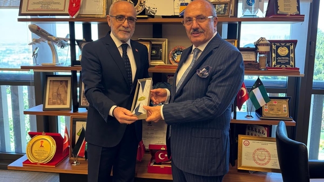 Başkan Arslan, Cumhurbaşkanı Başdanışmanı Topçu'yu festivale davet etti