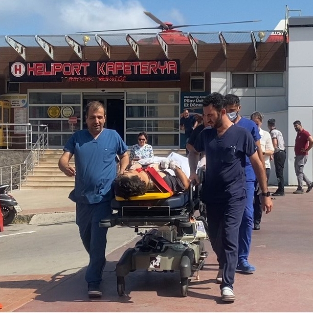 Vurulan gemideki iki yaralı mürettebat Samsun'a getirildi
