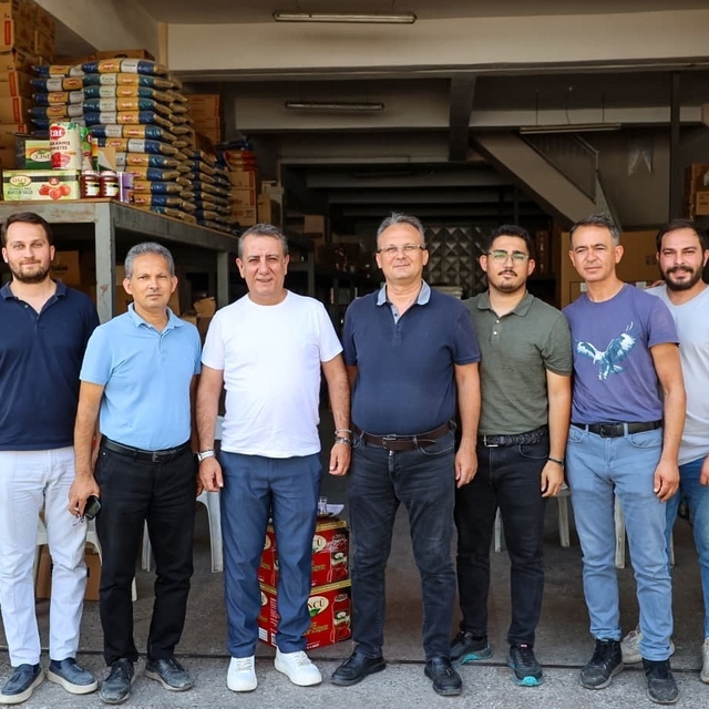 Başkan Yetişkin, esnaflarla görüştü