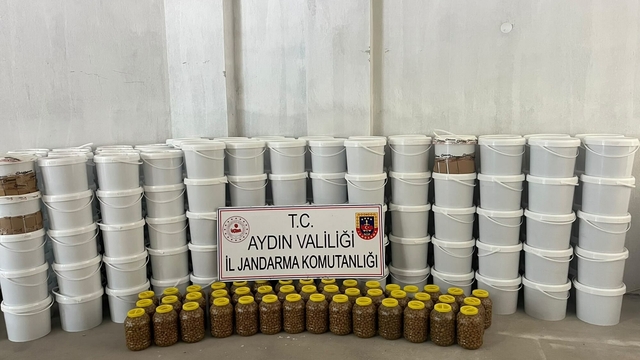 Hijyenik olmayan koşullarda üretilen tonlarca salçaya el konuldu