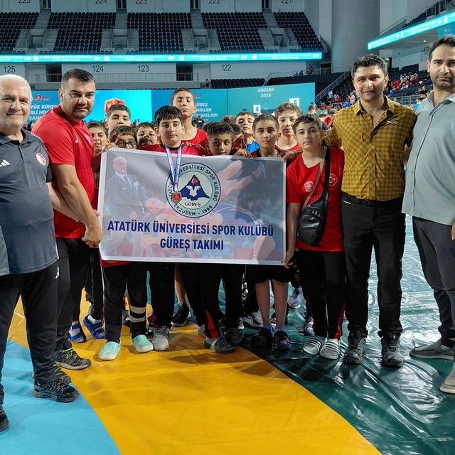 Atatürk Üniversitesi spor kulübünden güreşte Türkiye şampiyonluğu gururu
Al...