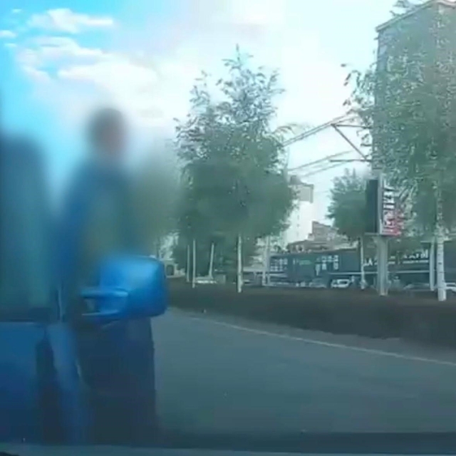 Otomobile arkadan çarptı, saldırmak için aracından indi, 337 bin TL ceza ye...