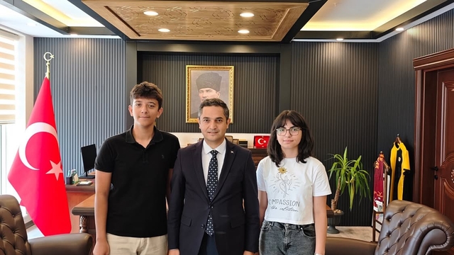 Defne'de 2 öğrenci LGS birincisi oldu
