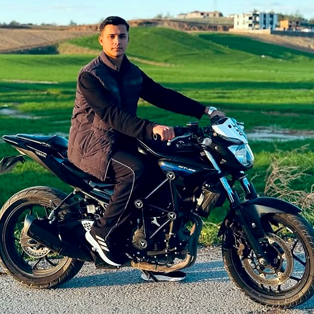 Arkadaşlar, kazada ölen Atakan'ı motosikletlerle konvoy yaparak son yolculu...