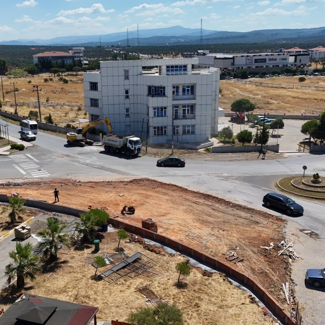 Ayvalık'ın 7. akıllı kavşağı bölge trafiğine nefes aldıracak