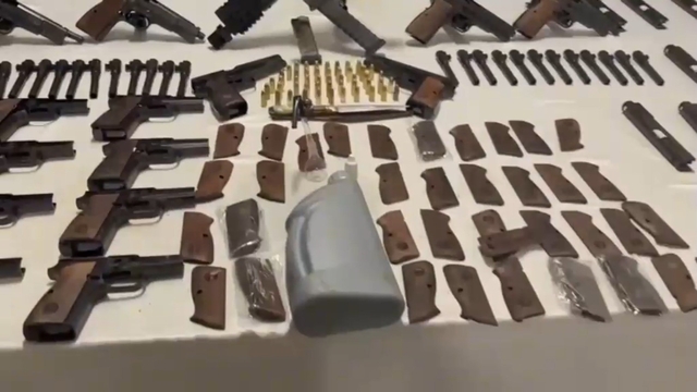 Kütahya'da kaçak silah ve uyuşturucu operasyonu, 5 şüpheli yakalandı