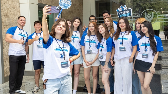 Yaşar Üniversitesi'nde teknoloji odaklı tercih günleri
Geleceğin üniversitelilerine yapay zeka destekli tercih rehberliği