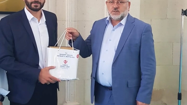 Bayburt'ta ezanı güzel okuma ve hutbe sunumu yarışmalarında il birincileri belirlendi