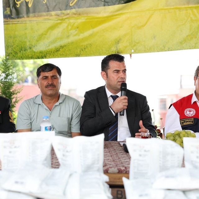 Akdeniz'de meyve sineğiyle mücadeleye ilaç desteği
Kaymakam Beşikci: "Çiftç...