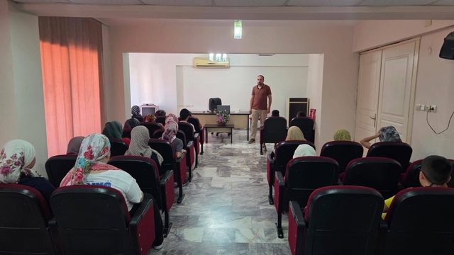 Kuyucak'ta Kur'an kursu öğrencilerine nezaket ve arkadaşlık eğitimi