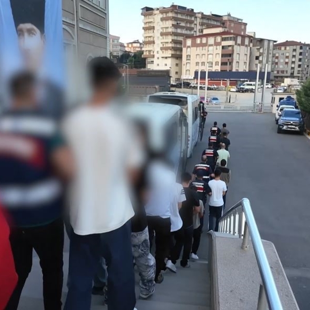 Tekirdağ merkezli 5 ilde yasa dışı bahis operasyonu: 33 tutuklama