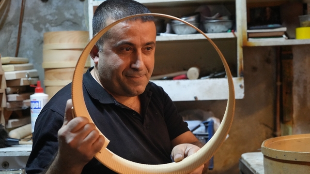 Günlük 2 bin liraya çalışacak eleman bulunamıyor
Gaziantep'te teknolojiye direnen meslekte eleman sıkıntısı yaşanıyor